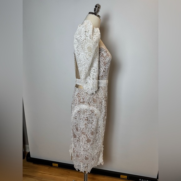 Bronx and Banco Madeleine Dress – White Lace Mesh Gown – Size US 4 - Picture 9 of 16